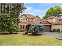3879 PERIWINKLE CRESCENT, Mississauga, Ontario