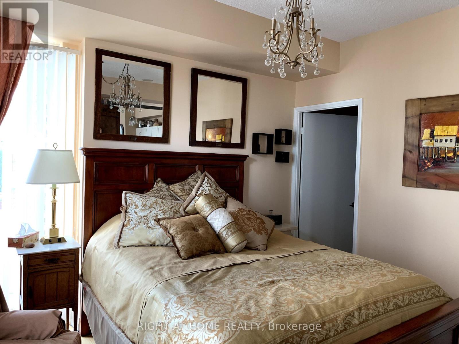 1707 - 220 Victoria Street, Toronto, Ontario  M5B 2R6 - Photo 15 - C13553794