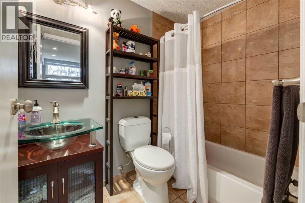 181 Tuscany Valley Green NW, Calgary, Alberta  T3L 2K4 - Photo 31 - A2327969