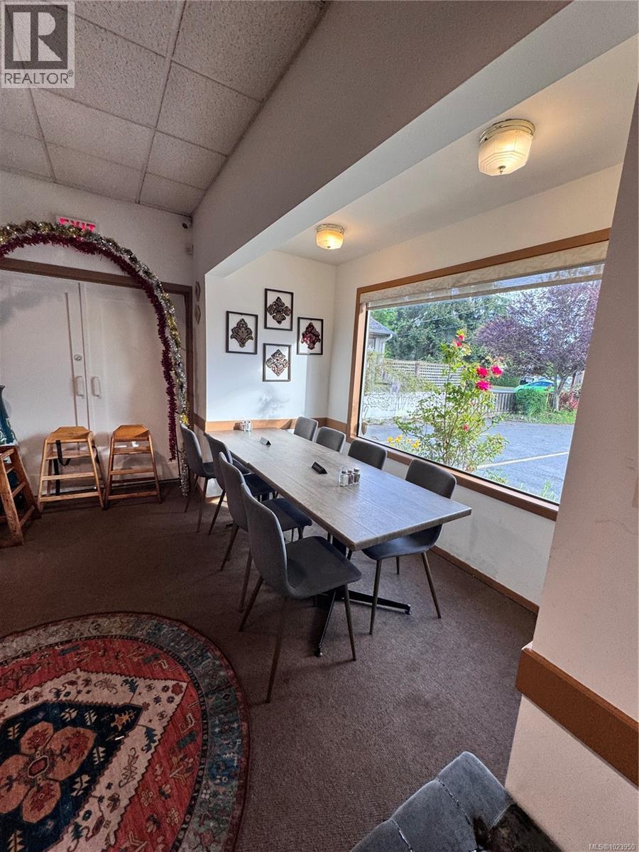 110 Burnside Rd E, Saanich, British Columbia  V9A 1A2 - Photo 9 - 1023950