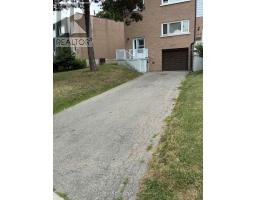 1 - 10 GRANDRAVINE DRIVE, Toronto, Ontario