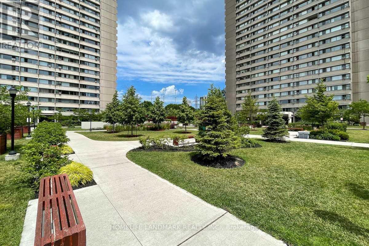 1103 - 725 Don Mills Road, Toronto, Ontario  M3C 1S7 - Photo 2 - C13553866