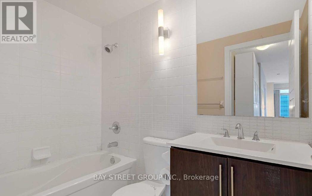 1206 - 28 Linden Street, Toronto, Ontario M4Y 0A4 - Photo 10 - C13553878