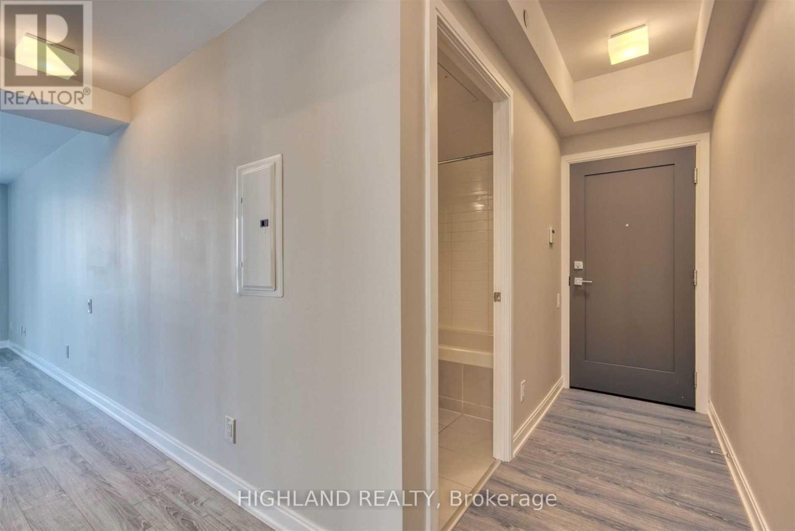 2507 - 42 Charles Street E, Toronto, Ontario  M4Y 0B7 - Photo 3 - C13553884