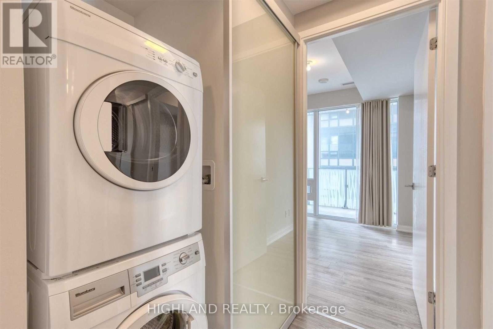 2507 - 42 Charles Street E, Toronto, Ontario  M4Y 0B7 - Photo 4 - C13553884