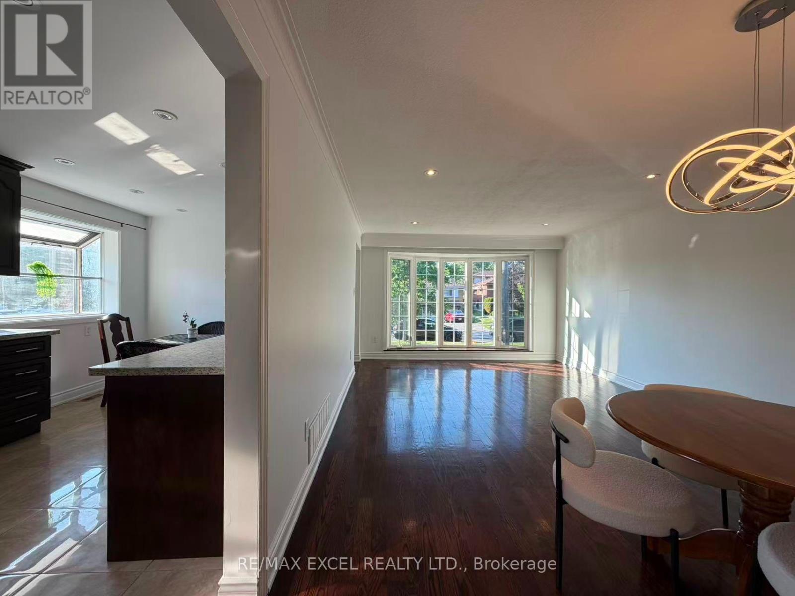 Main Floor - 83 Marilake Drive, Toronto, Ontario M1S 1V8 - Photo 10 - E13553854