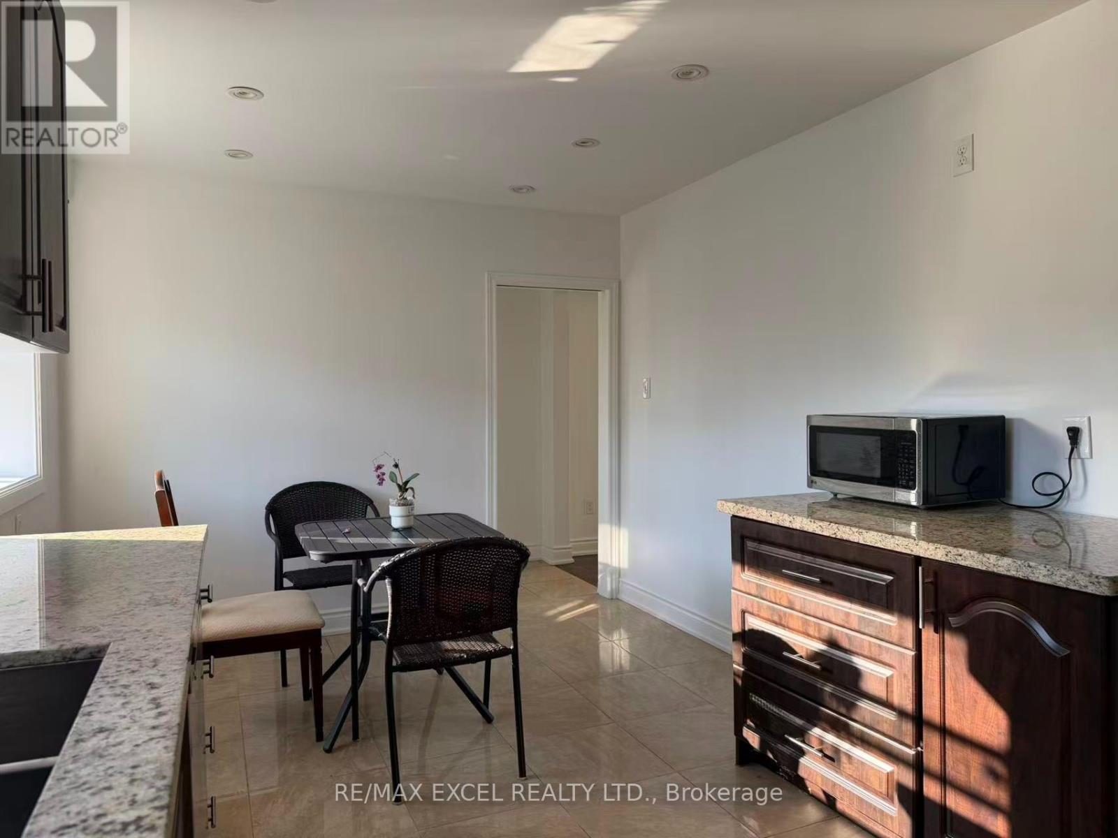 Main Floor - 83 Marilake Drive, Toronto, Ontario M1S 1V8 - Photo 15 - E13553854