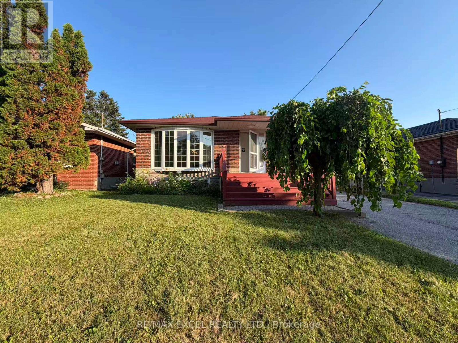 Main Floor - 83 Marilake Drive, Toronto, Ontario M1S 1V8 - Photo 4 - E13553854