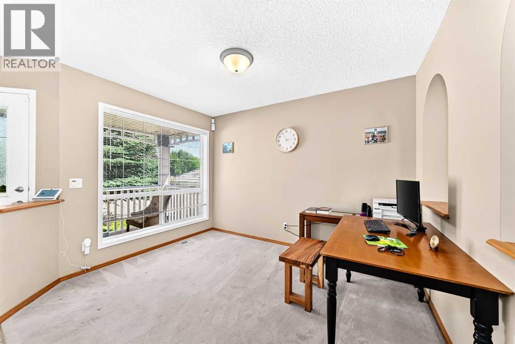 3767 Springbank Drive Sw, Calgary, Alberta  T3H 4J5 - Photo 21 - A2328370