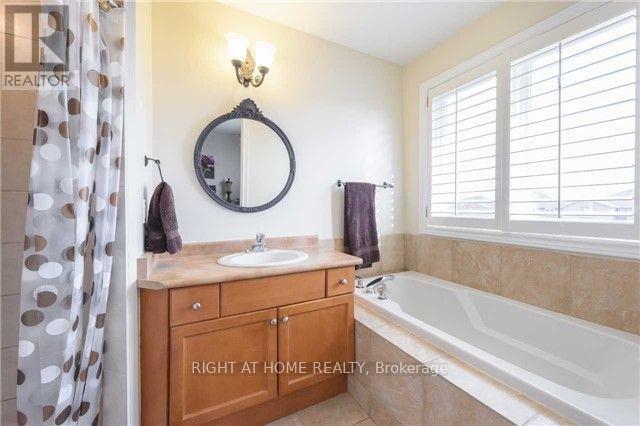 2259 Highcroft Road, Oakville, Ontario L6M 4Y4 - Photo 10 - W13553856