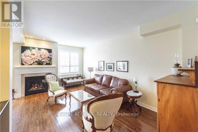 2259 Highcroft Road, Oakville, Ontario L6M 4Y4 - Photo 3 - W13553856