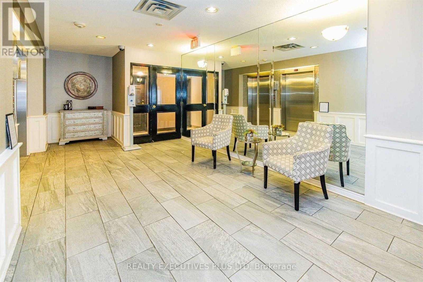 603 - 20 Mcfarlane Drive, Halton Hills, Ontario L7G 5J8 - Photo 4 - W13553860