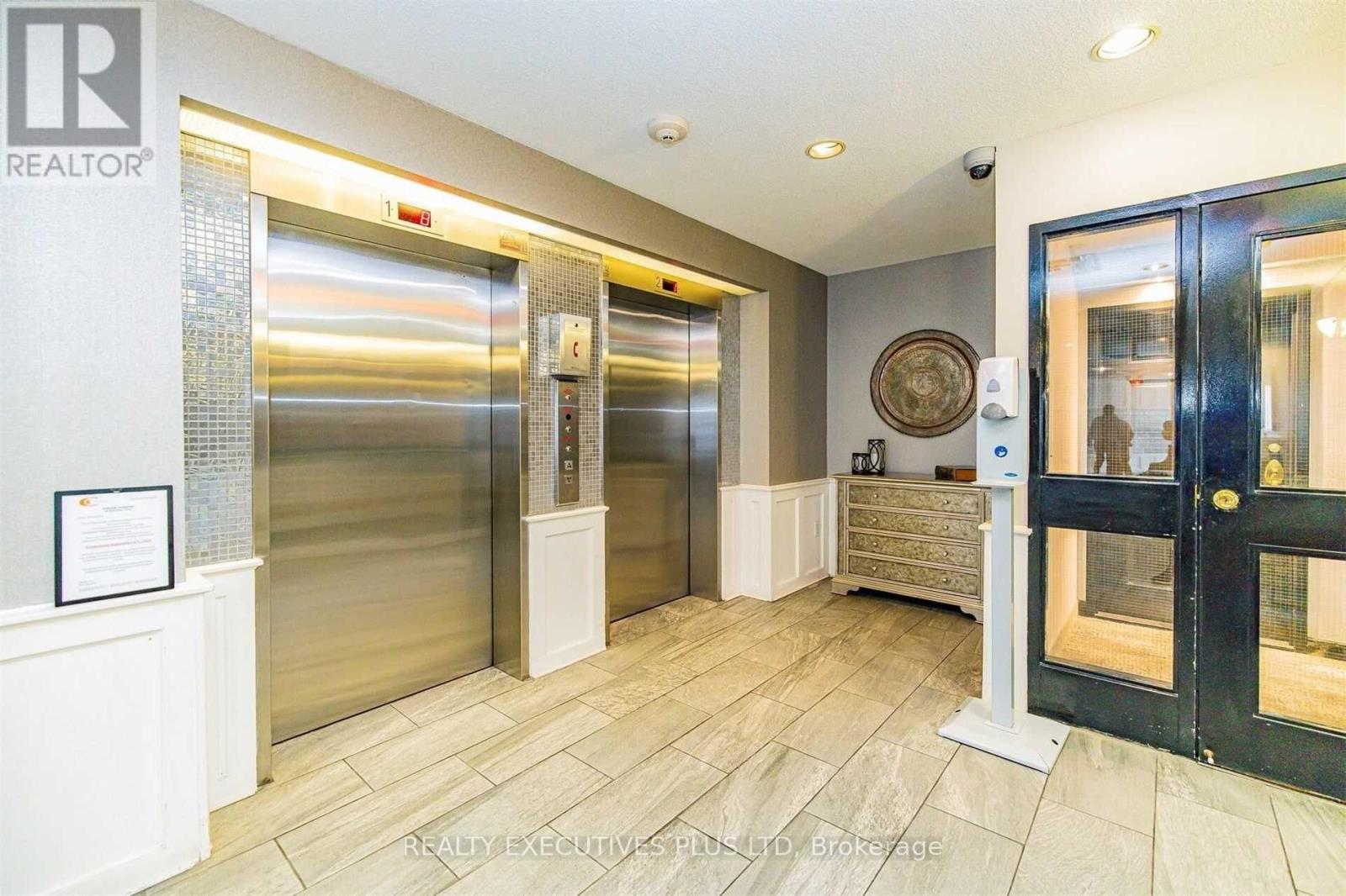 603 - 20 Mcfarlane Drive, Halton Hills, Ontario L7G 5J8 - Photo 5 - W13553860