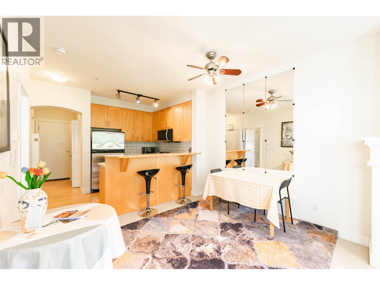 2303 4625 Valley Drive, Vancouver, British Columbia  V6J 5L7 - Photo 7 - R3144997