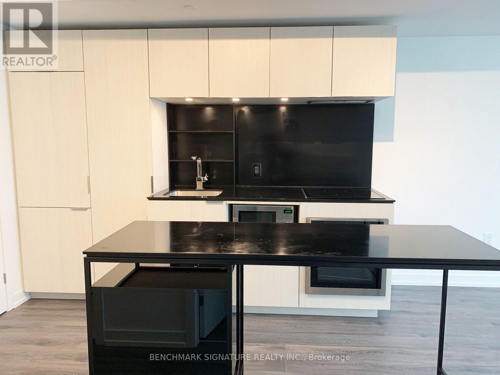 513 - 77 SHUTER STREET, Toronto, Ontario
