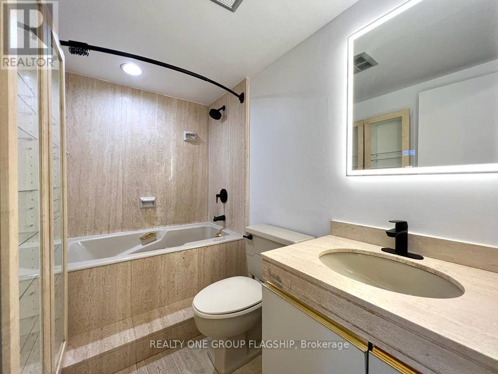 2007 - 65 Harbour Square S, Toronto, Ontario  M5J 2L4 - Photo 11 - C13553912