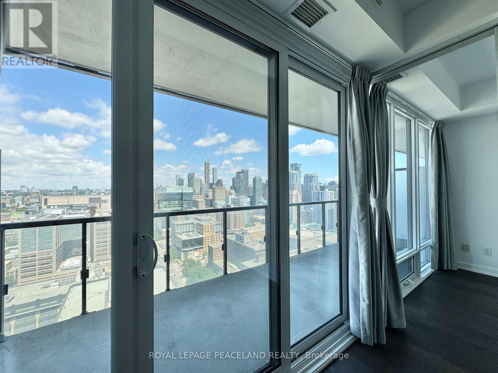 2601 - 488 University Avenue, Toronto, Ontario  M5G 0C1 - Photo 15 - C13553922