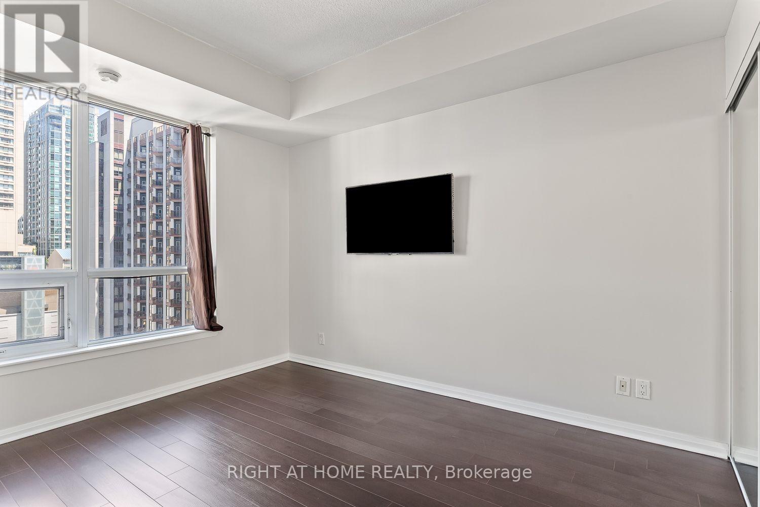 1409 - 35 Hayden Street, Toronto, Ontario  M4Y 3C3 - Photo 12 - C13553924