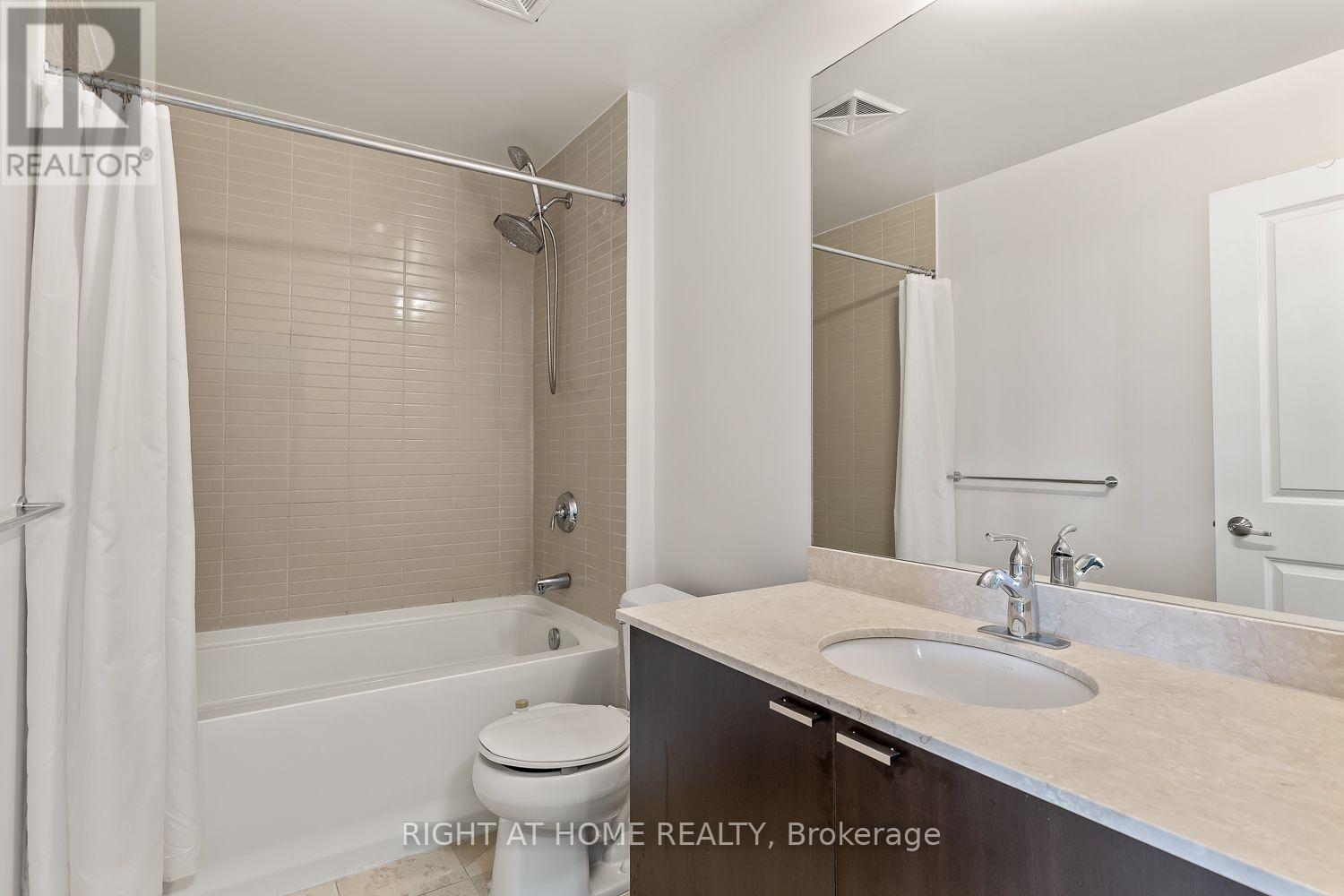 1409 - 35 Hayden Street, Toronto, Ontario  M4Y 3C3 - Photo 16 - C13553924