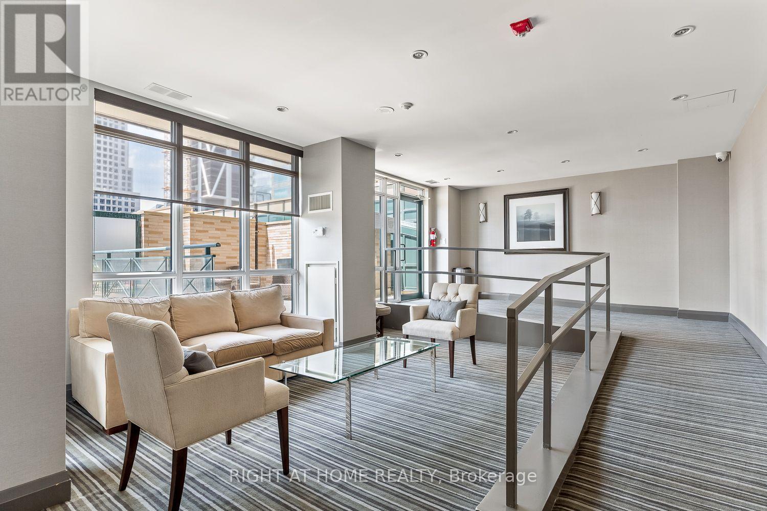 1409 - 35 Hayden Street, Toronto, Ontario  M4Y 3C3 - Photo 19 - C13553924