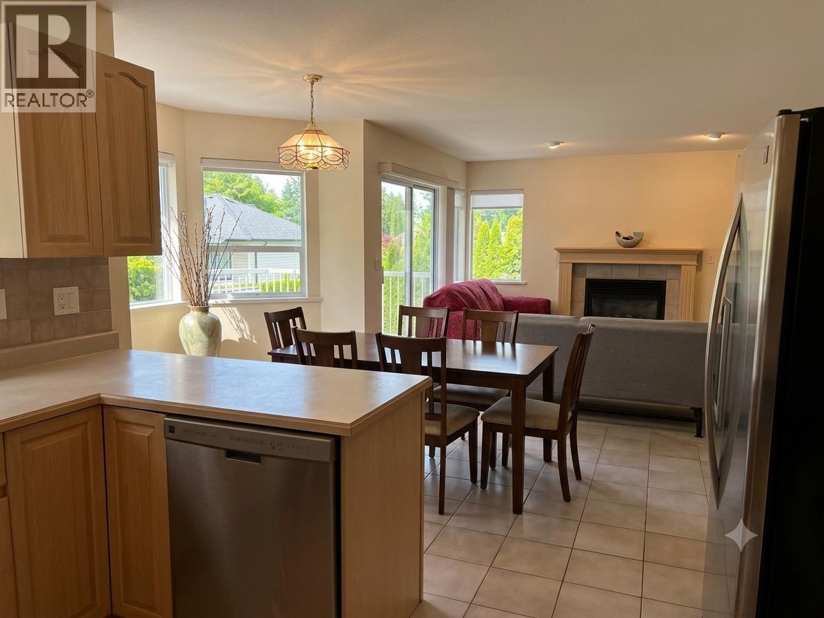 Main And Above 1565 Bramble Lane, Coquitlam, British Columbia  V3E 2T5 - Photo 2 - R3143371