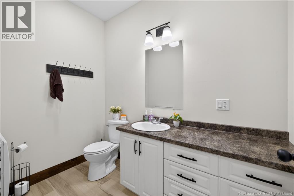 1321 Principale, Beresford, New Brunswick  E8K 1A1 - Photo 23 - NB141663