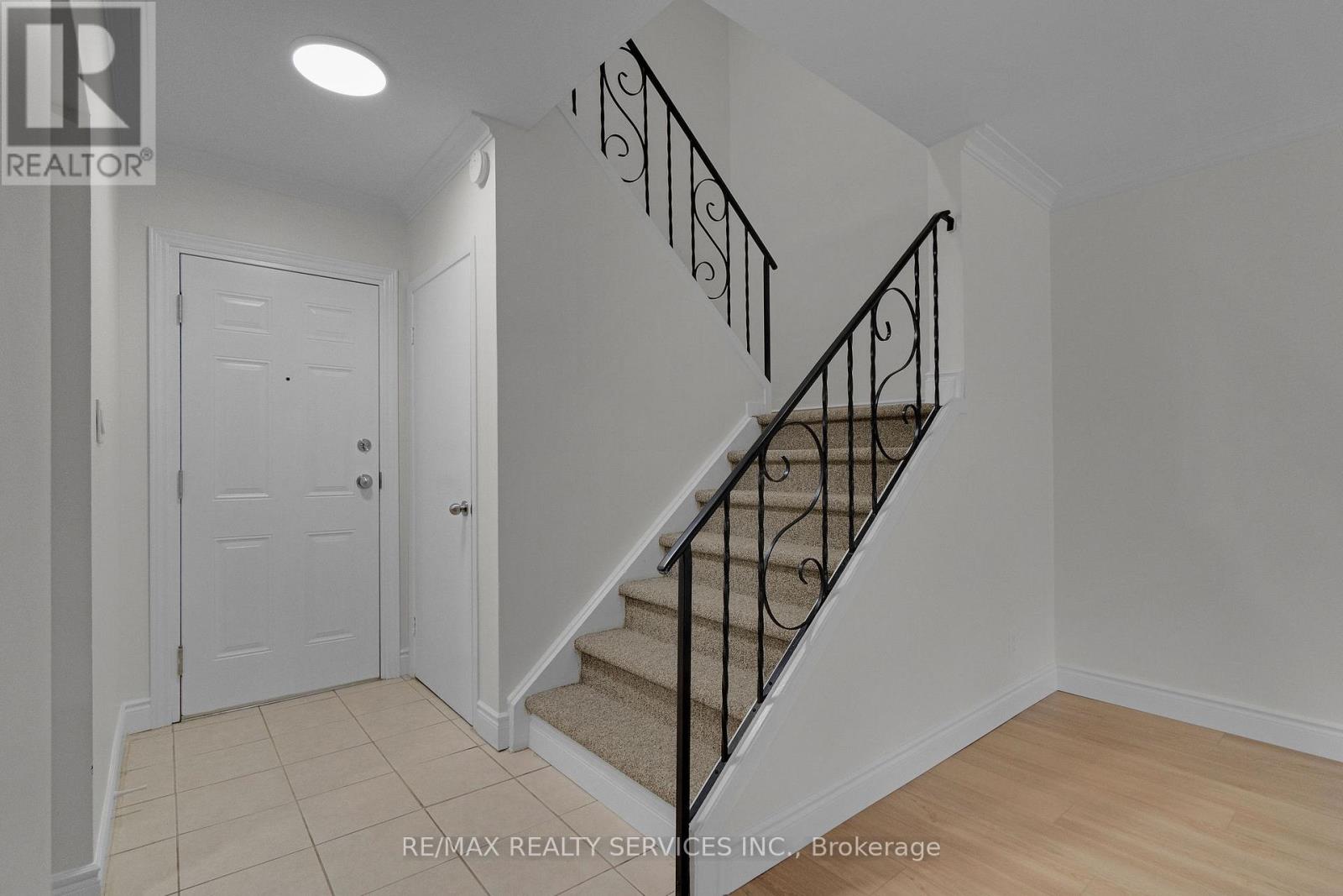 8 - 1140 Tavistock Drive, Burlington, Ontario  L7P 2N4 - Photo 11 - W13552894