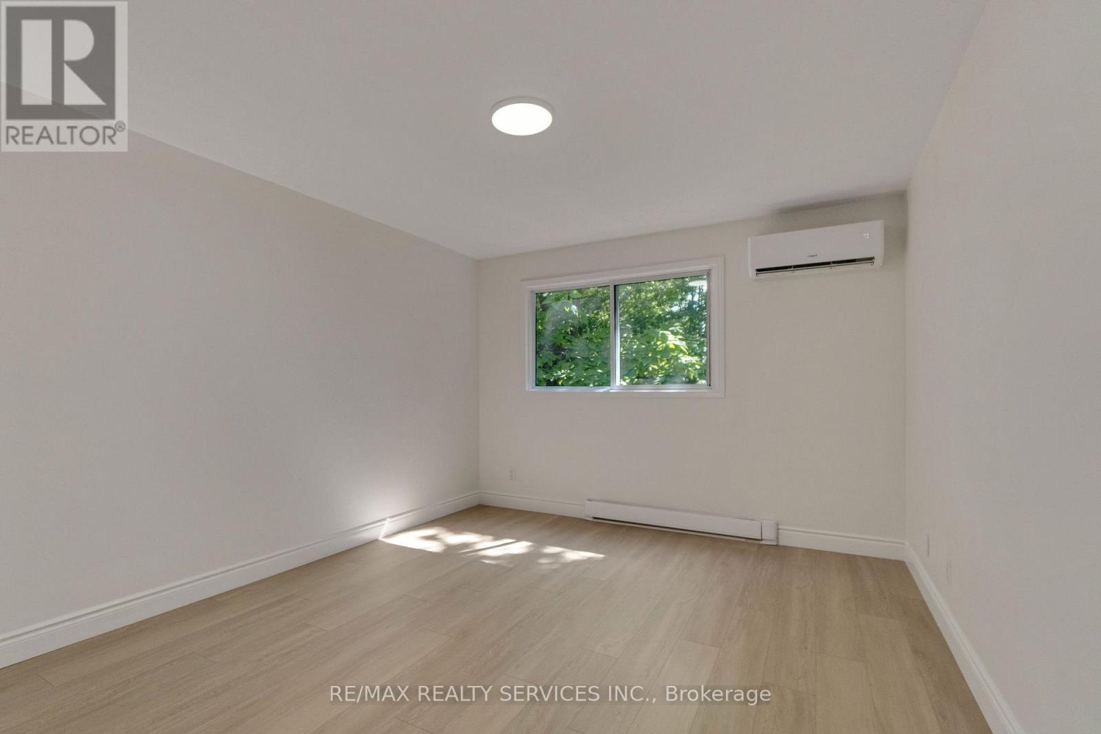 8 - 1140 Tavistock Drive, Burlington, Ontario  L7P 2N4 - Photo 13 - W13552894