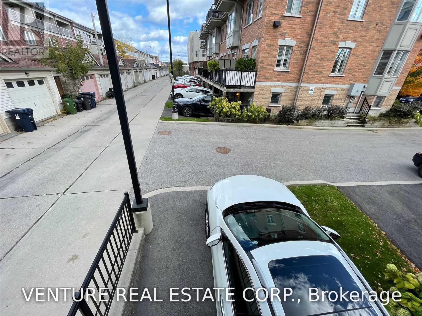 31 Ted Reeve Drive, Toronto, Ontario  M4E 3T7 - Photo 37 - E13553966