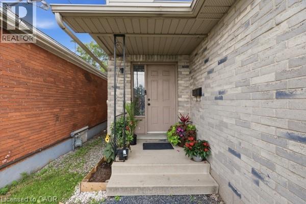 16 Harrison Avenue, Hamilton, Ontario  L8H 2Z7 - Photo 4 - 40842589