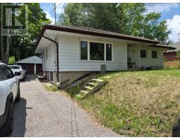 4 WENDY WAY, Richmond Hill, Ontario