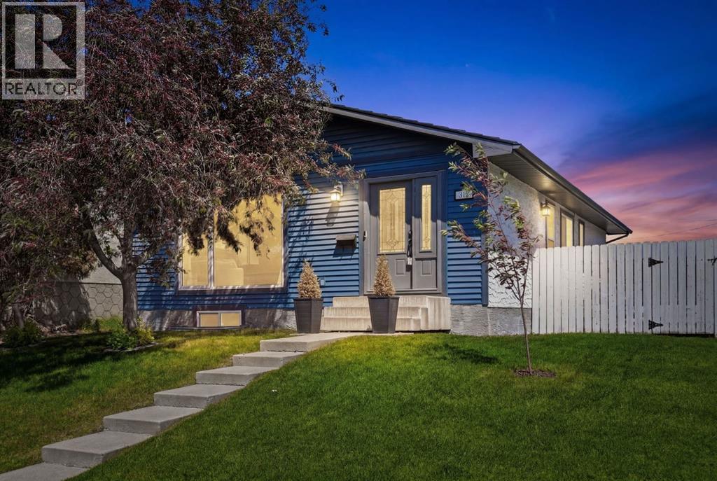 312 Penworth Way SE, Calgary