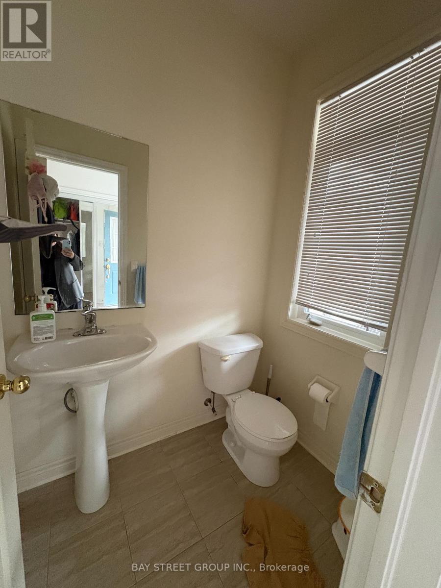 28 Prebble Drive, Markham, Ontario  L6E 0M9 - Photo 6 - N13554010