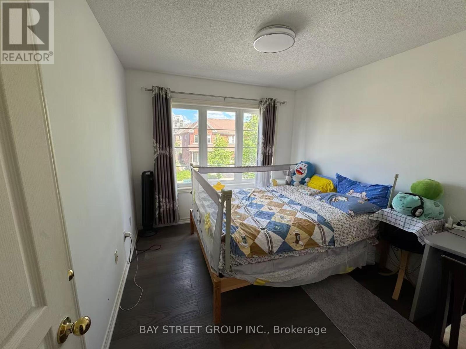 28 Prebble Drive, Markham, Ontario  L6E 0M9 - Photo 8 - N13554010