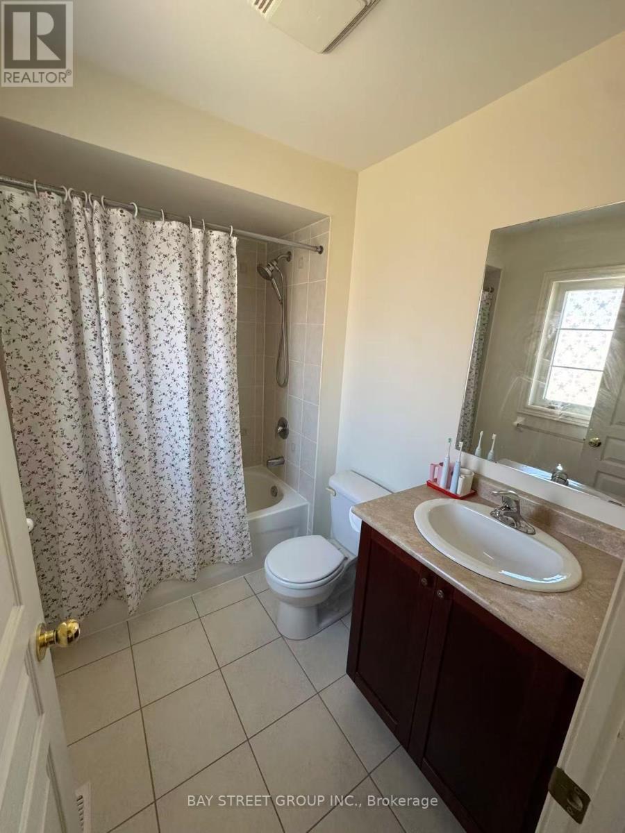 28 Prebble Drive, Markham, Ontario  L6E 0M9 - Photo 9 - N13554010