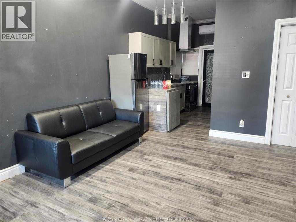 1133 Erie Street, Windsor, Ontario  N9A 6C6 - Photo 3 - 26016610