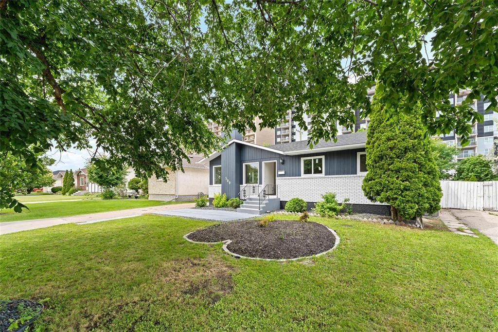 500 Shelley Street, Winnipeg, Manitoba  R3K 2C1 - Photo 0 - 202616075