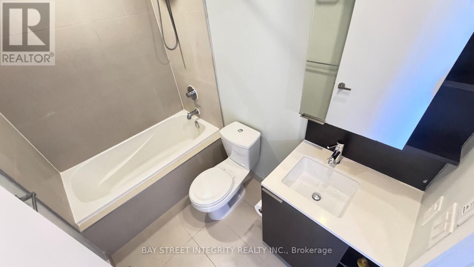 1713 - 55 Regent Park Boulevard, Toronto, Ontario  M5A 3H6 - Photo 17 - C13553752