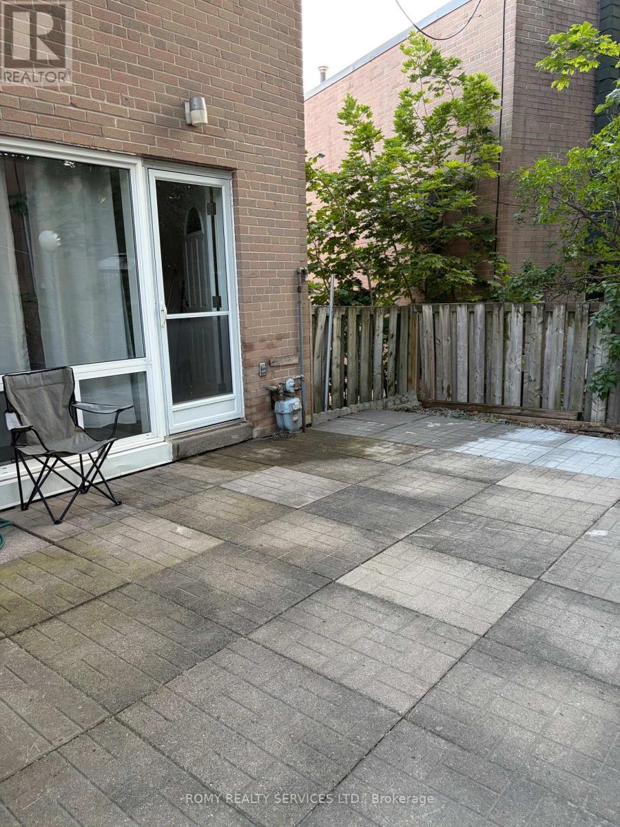 1 - 10 Grandravine Drive, Toronto, Ontario  M3J 1B1 - Photo 21 - W13553842