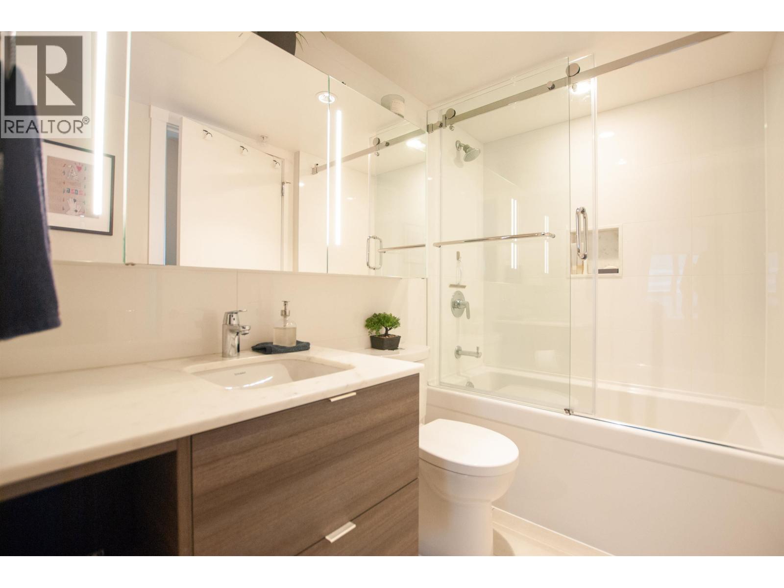 1507 602 Como Lake Avenue, Coquitlam, British Columbia V3J 0G2 - Photo 14 - R3112640