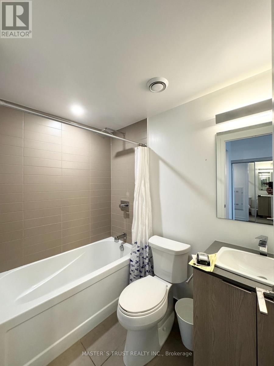 1905 - 501 Yonge Street, Toronto, Ontario  M4Y 0G8 - Photo 12 - C13554048