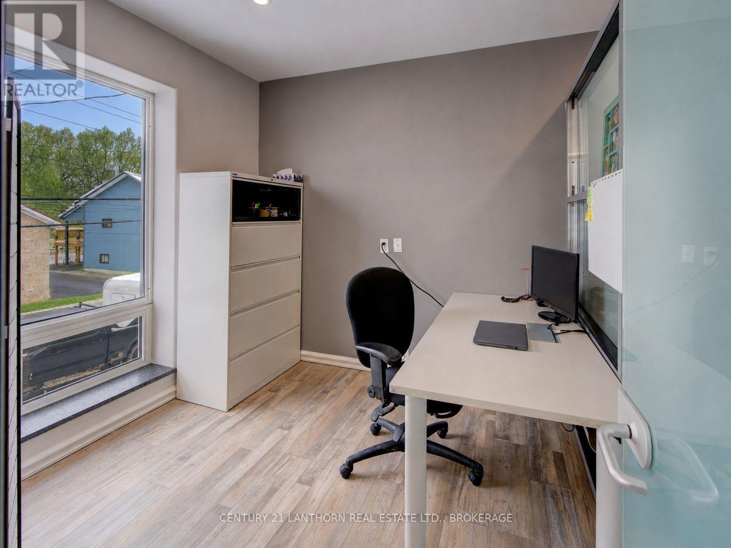 25 Main Street W, Elizabethtown-Kitley, Ontario  K0E 1M0 - Photo 37 - X12655510