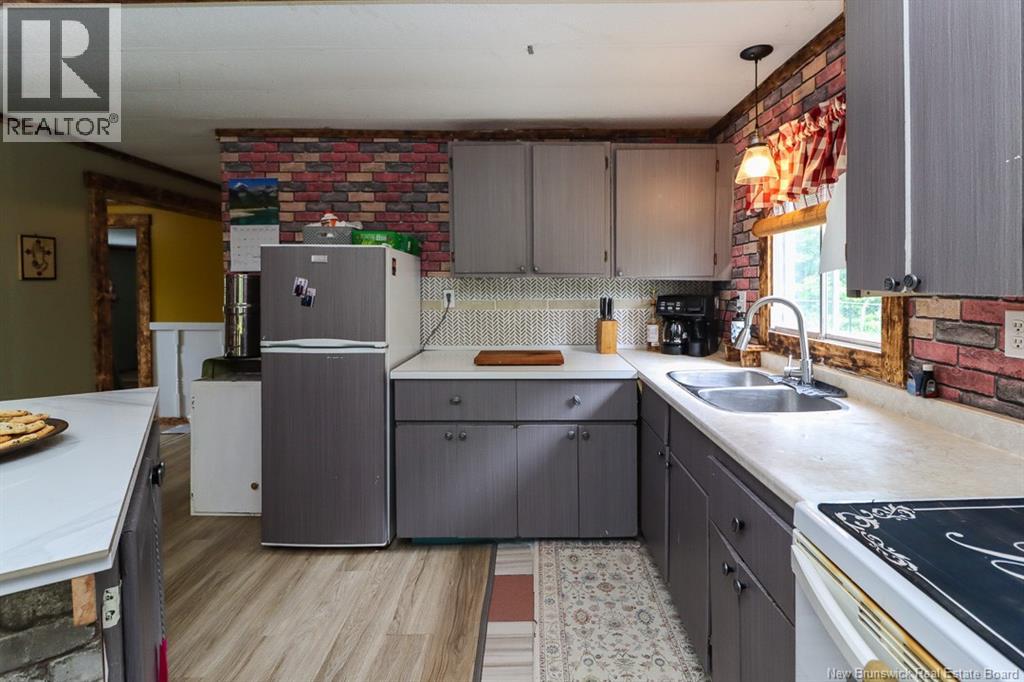 7259 Route 102, Grand Bay-Westfield, New Brunswick  E5M 2L8 - Photo 8 - NB142727