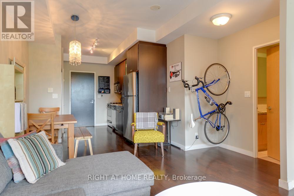 323 - 1 Shaw Street, Toronto, Ontario M6K 0A1 - Photo 10 - C13554070