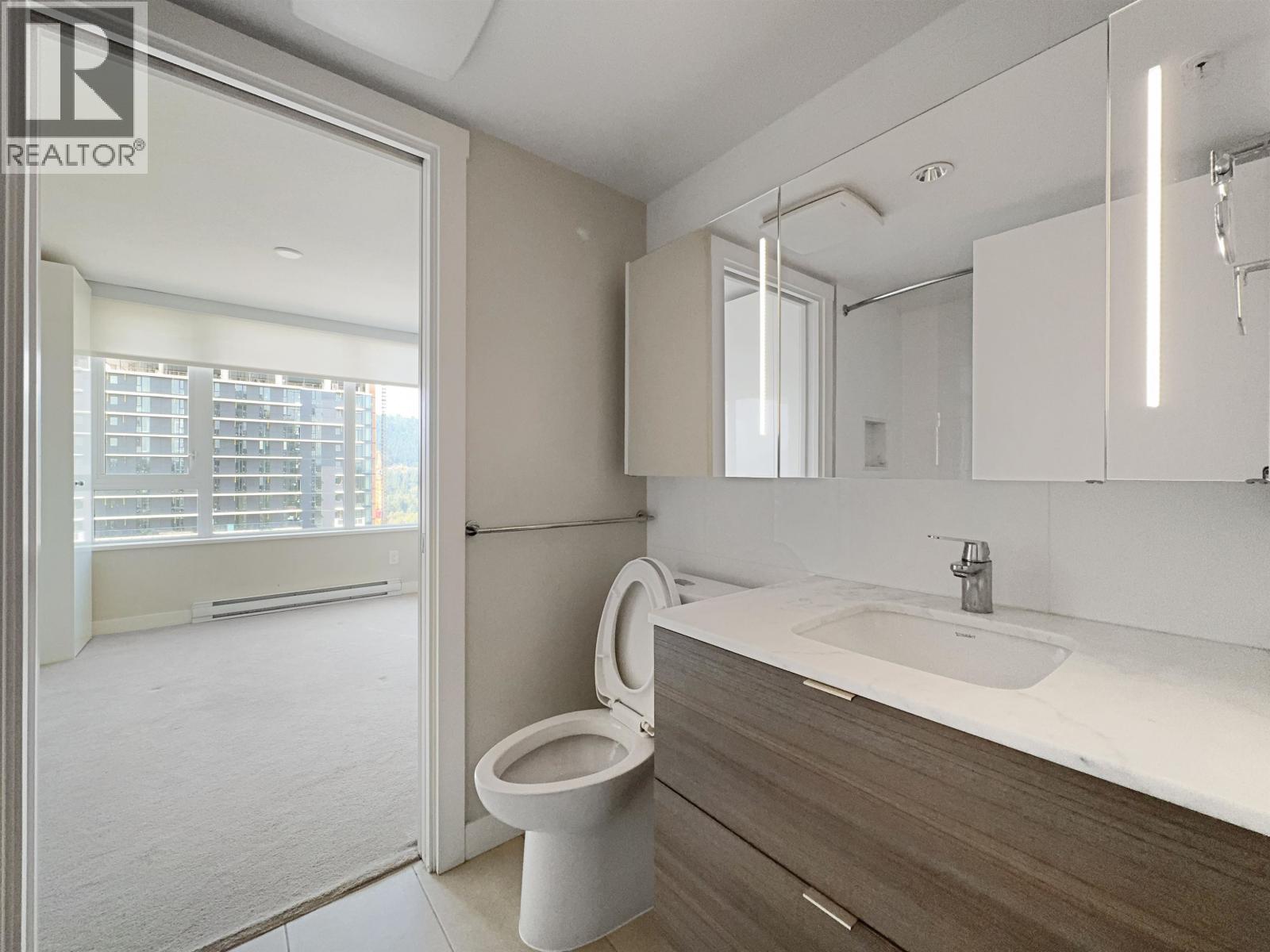 22xx 602 Como Lake, Coquitlam, British Columbia  V3G 0G2 - Photo 10 - R3145339