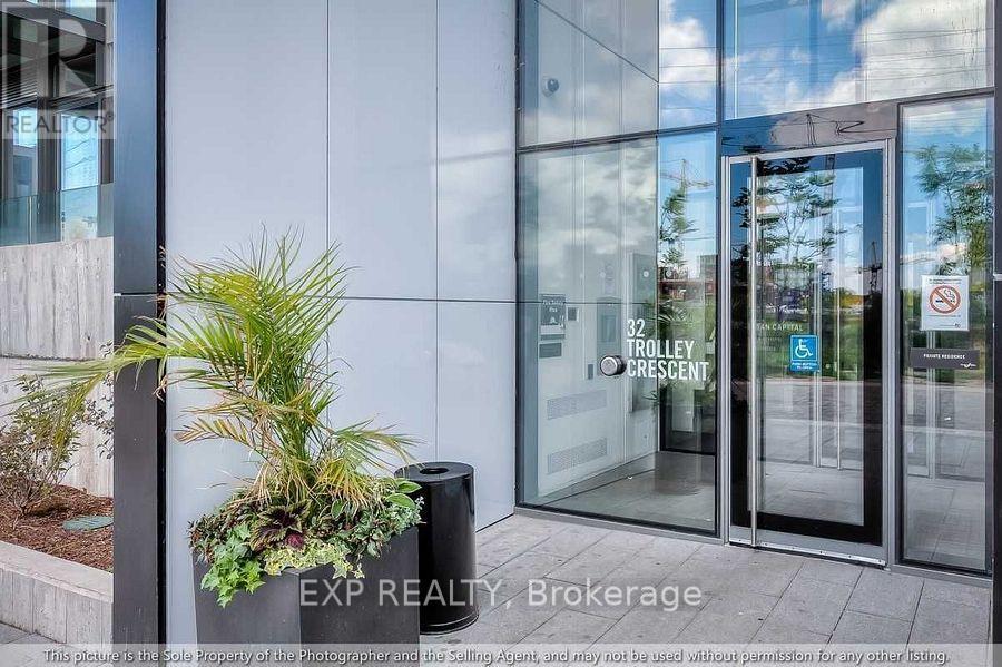 21 - 32 Trolley Crescent, Toronto, Ontario  M5A 0E8 - Photo 2 - C13554128