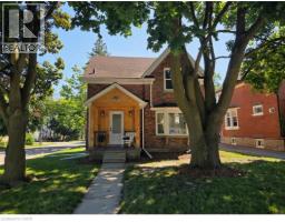 30 DUNBAR Road S, Waterloo, Ontario