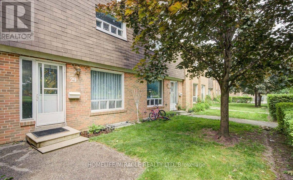 29 - 1730 ALBION ROAD, Toronto (West Humber-Clairville)