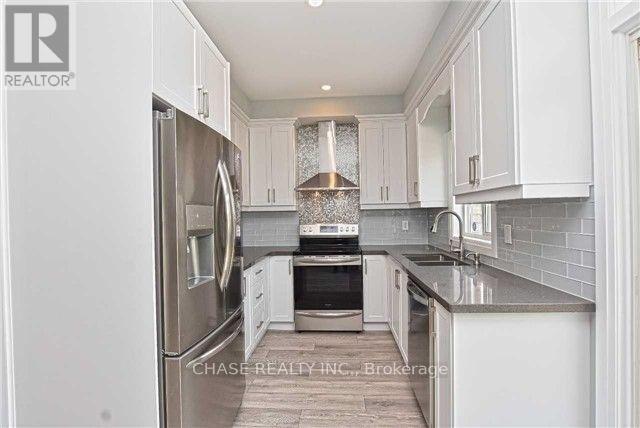 3811 Tacc Drive, Mississauga, Ontario  L5M 6X3 - Photo 8 - W13554114