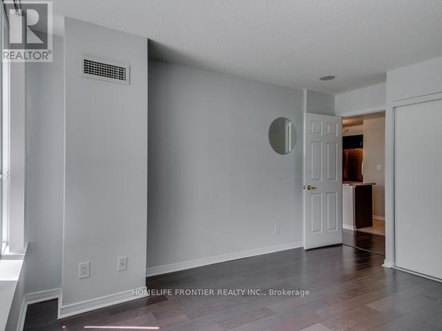 105 - 4850 Glen Erin Drive, Mississauga, Ontario  L5M 7S1 - Photo 7 - W13554122